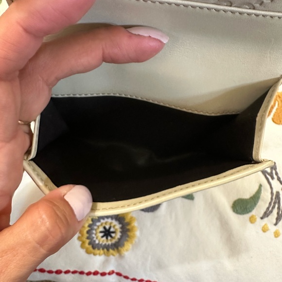 Gucci vintage cream wallet - Picture 8 of 12